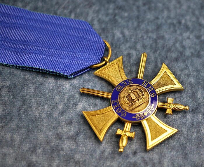 SOLD - Prussian Order of the Crown 4th Class w/ Swords