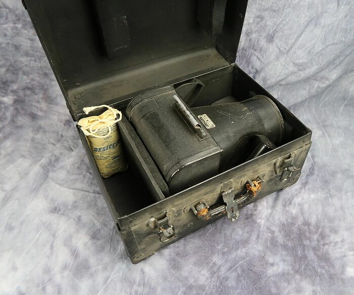 SOLD - cased Type K20 US Army Air Corps Fairchild Aerial Camera - Image 4