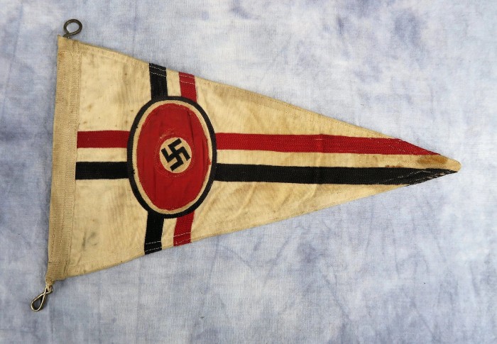 SOLD - early chain stitched automobile association vehicle pennant - Image 2