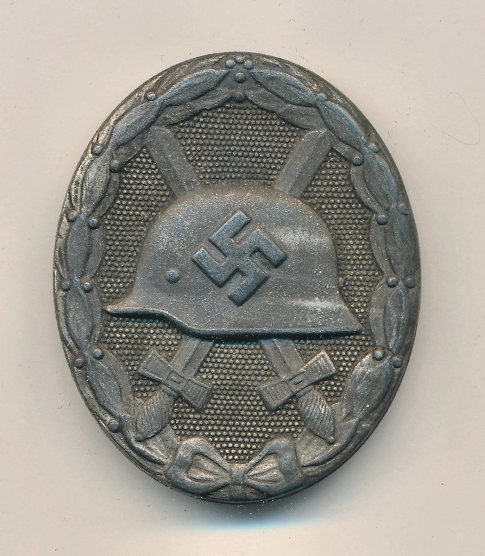 30 Marked Silver Wound Badge