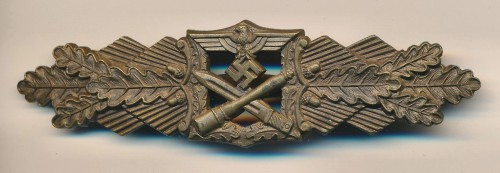 A.G.M.u.K. Marked Close Combat Clasp in Bronze