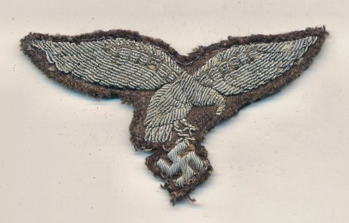 Cut Off Luftwaffe droop-tail officer's breast eagle