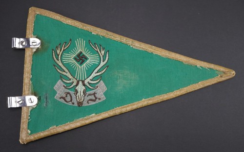 Deutsche Jägerschaft Vehicle Pennant w/ Mounting Hooks