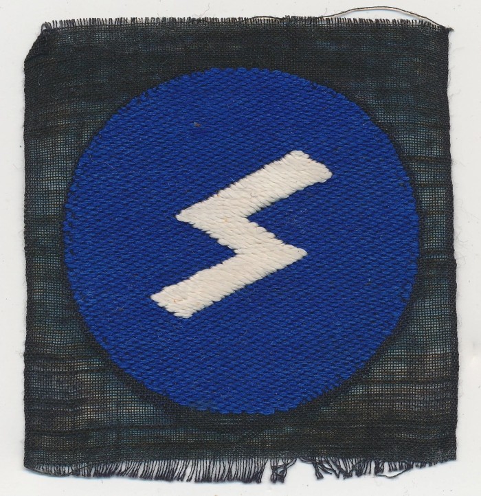 Deutsches Jungvolk Oberbann 4 Sig Rune Sleeve Insignia