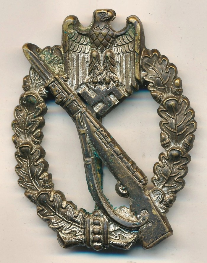 Early Buntmetal Infantry Assault Badge in Silver