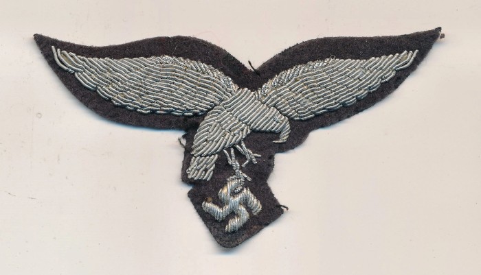 Early Luftwaffe Droop-Tail Officer's Breast Eagle in Bullion