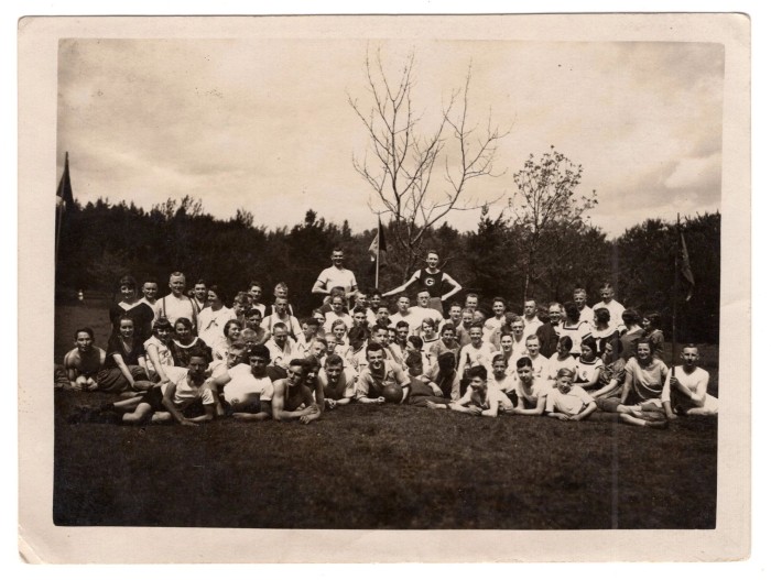 Group Photo of Deutscher Tunerbund Members