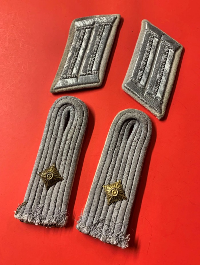 Heer Infantry Oberleutnant Shoulder Boards & Collar Tabs Set