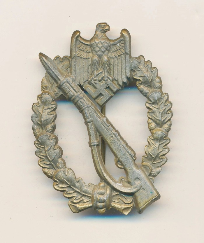 Infantry Assault Badge in Bronze