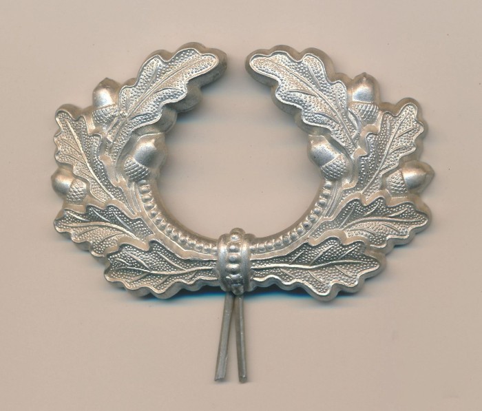 Maker Marked Heer Visor Cap Wreath