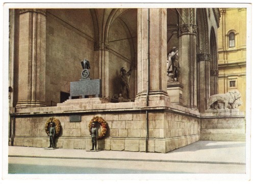 Munich Feldhernhalle Ehrentempel Postcard