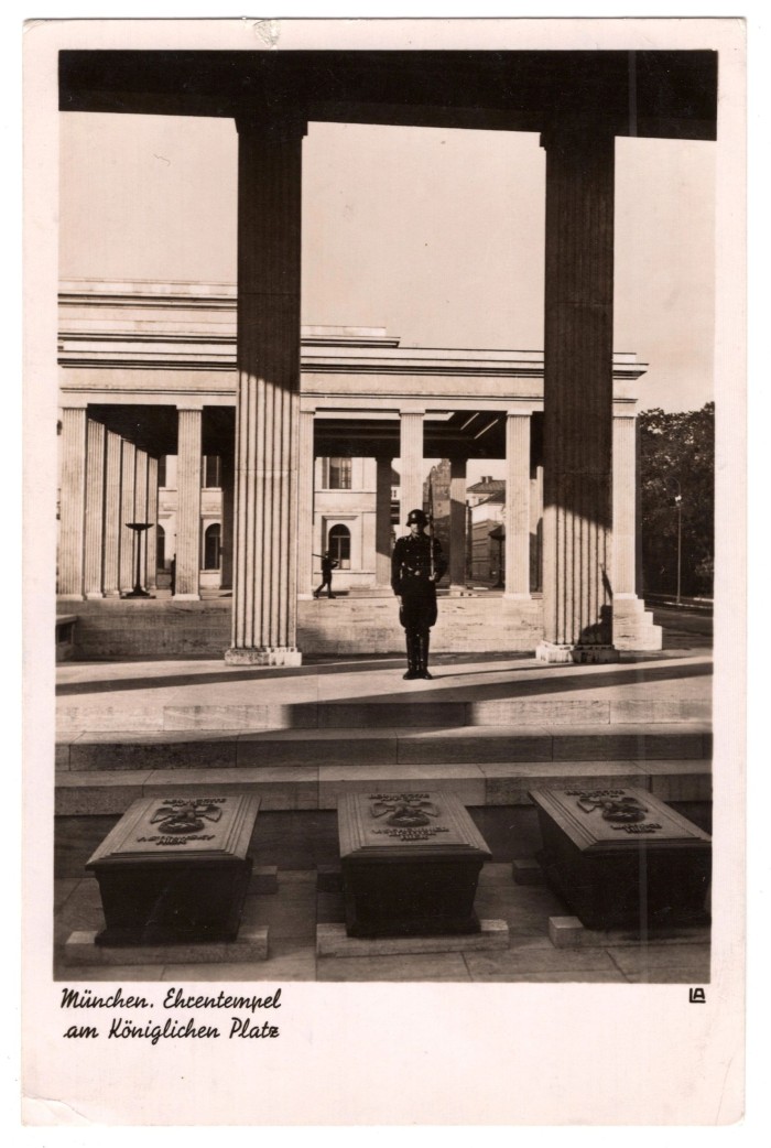 Munich Feldherrnhalle Ehrentempel Postcard