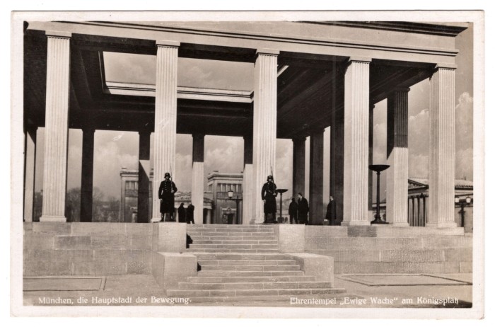 Munich Feldherrnhalle Ehrentempel Postcard