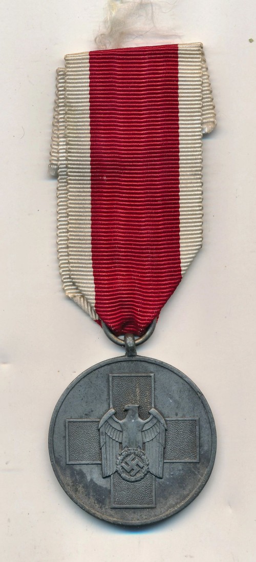 Red Cross & Social Welfare Medal