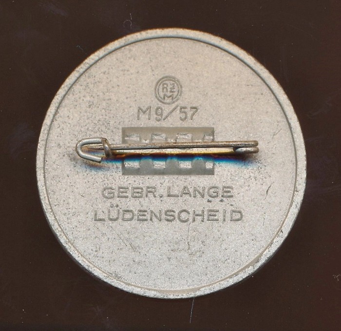 Reichsparteitag 1939 Tinnie - Image 2