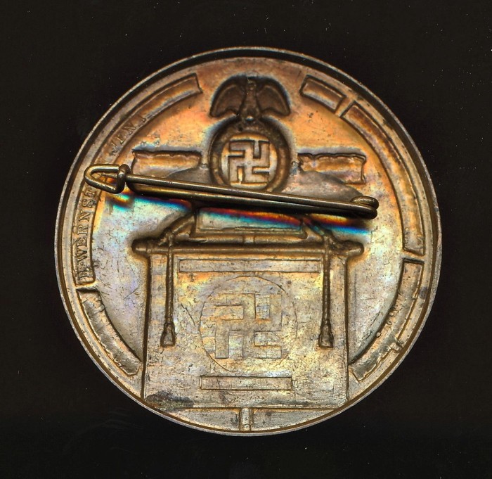 SOLD - 10 Jährige Wiederkehr des Reichsparteitages Weimar 1926-1936 Tinnie - Image 2