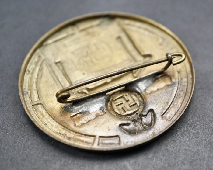 SOLD - 10 Jährige Wiederkehr des Reichsparteitages Weimar 1926-1936 Tinnie - Image 6