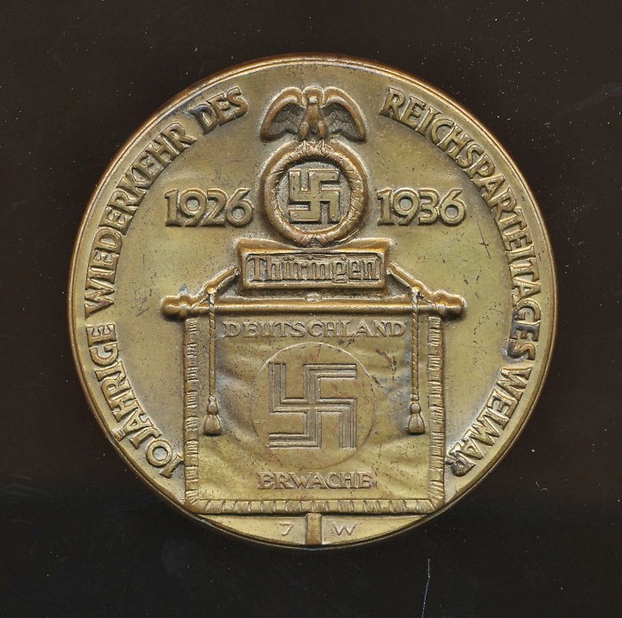 SOLD - 10 Jährige Wiederkehr des Reichsparteitages Weimar 1926-1936 Tinnie