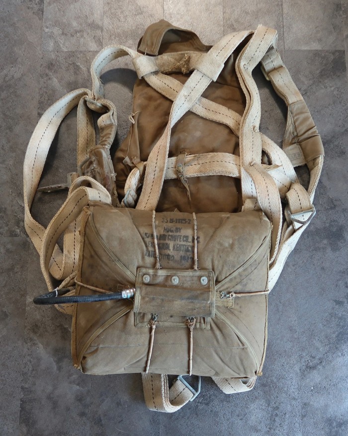 SOLD - 1942 Dated US AN6510 seat military combat parachute