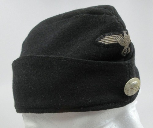 SOLD - 2nd pattern SS Panzer cap