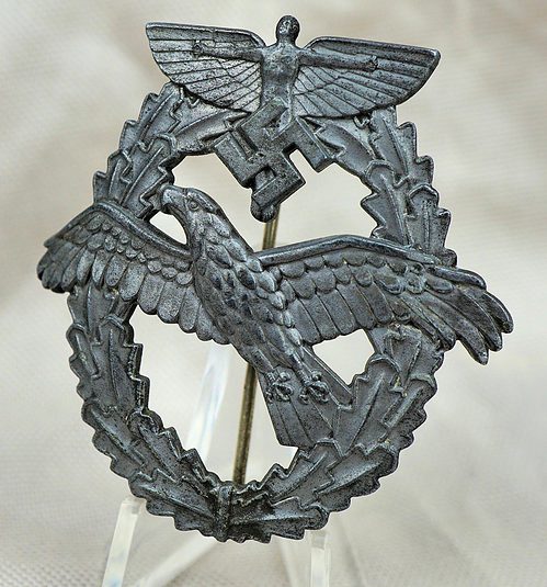 SOLD - 3rd Pattern NSFK Powered Aircraft Pilot's Badge