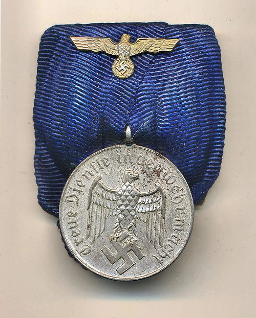 SOLD - 4 Year Heer Long Service Medal