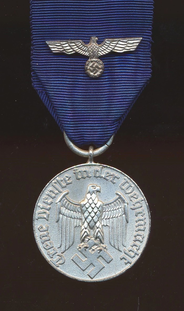 SOLD - 4 Year Heer Long Service Medal