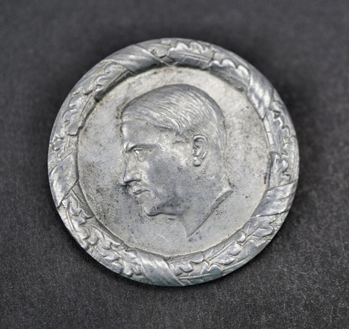 SOLD - Adolf Hitler 1935-1936 Tinnie