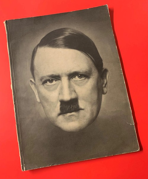 SOLD - Adolf Hitler Ein Mann un Sein Volk Book