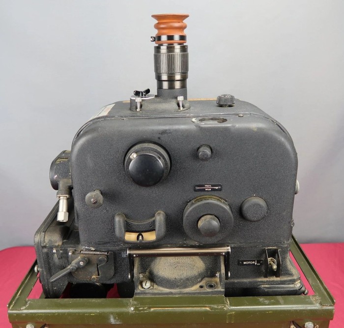 SOLD - Army Air Corps SPERRY aviation Bombsight type S1 M2 - Image 3
