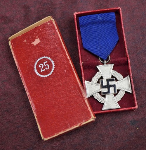 SOLD - Cased 25 Year Faithful Service Medal