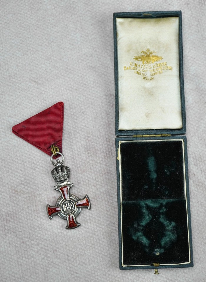 SOLD - Cased Austrian Merit Cross in Silver w/ Crown