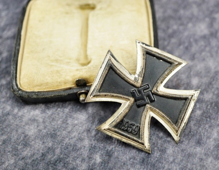 SOLD - 1939 Dated Polizei EM/NCO Belt & Buckle