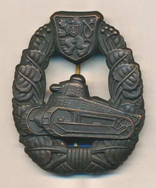 SOLD - Czechoslovakian Tank Crew Badge