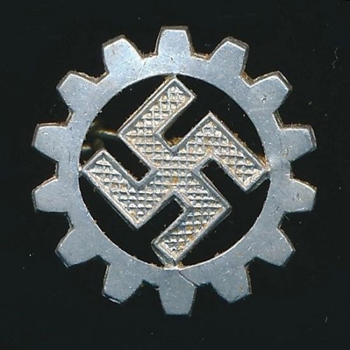 SOLD - DAF Membership Pin