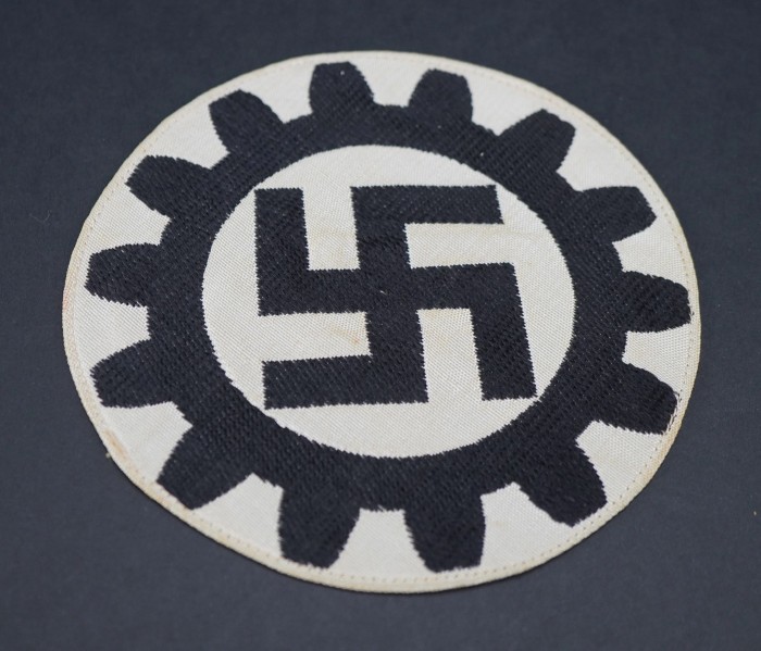 SOLD - DAF Sport Shirt Roundel w/ RZM Tag - Image 3