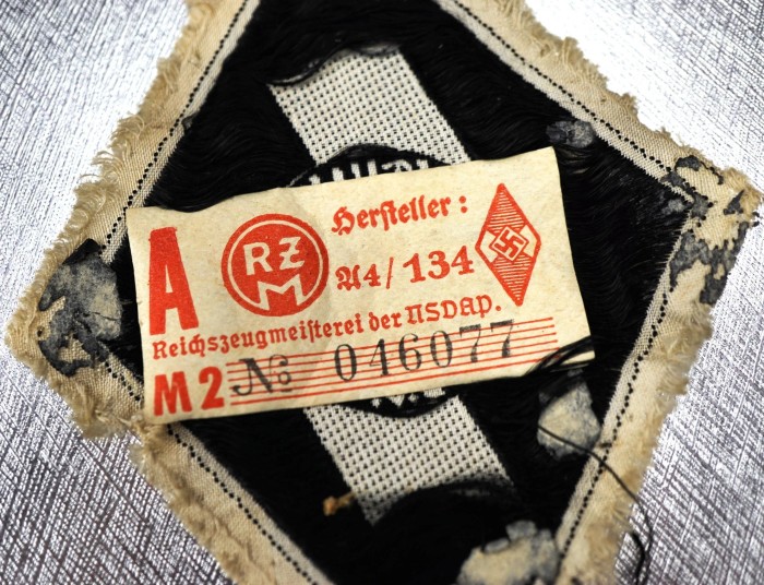 SOLD - Deutsches Jungvolk Proficiency Badge in cloth w/ rzm tag - Image 9
