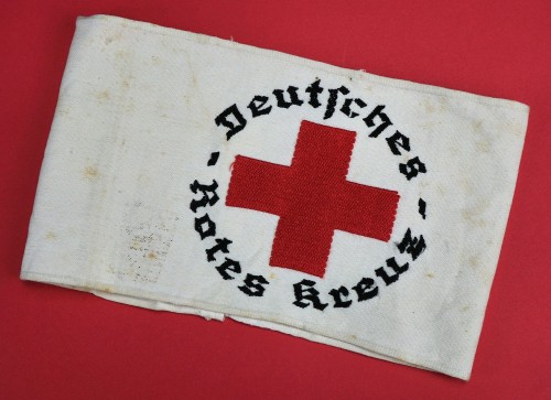 SOLD - Deutsches Rotes Kreuz Armband