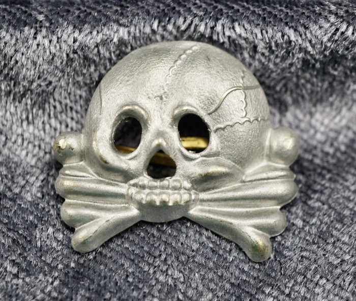 SOLD - Early 1st Pattern Jawless Skull