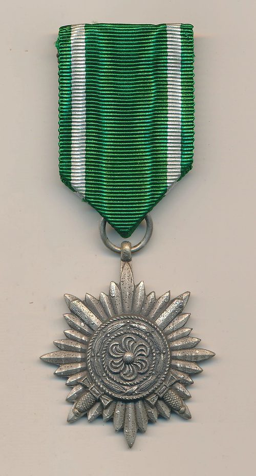 SOLD - Eastern Peoples Medal 2nd Class in Silver w/ Swords