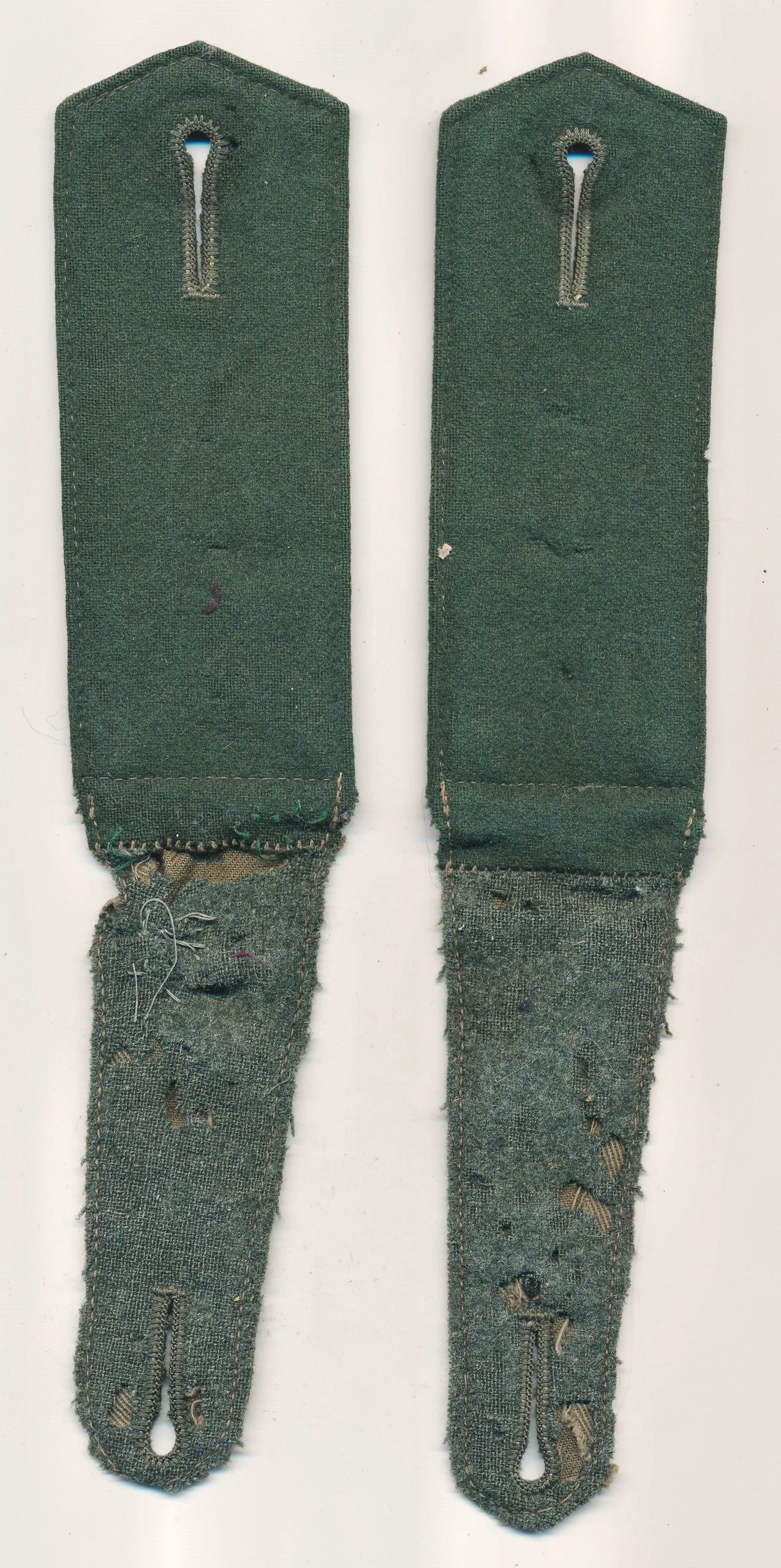 SOLD - First Pattern Heer Enlisted Ranks Shoulder Straps - Image 3