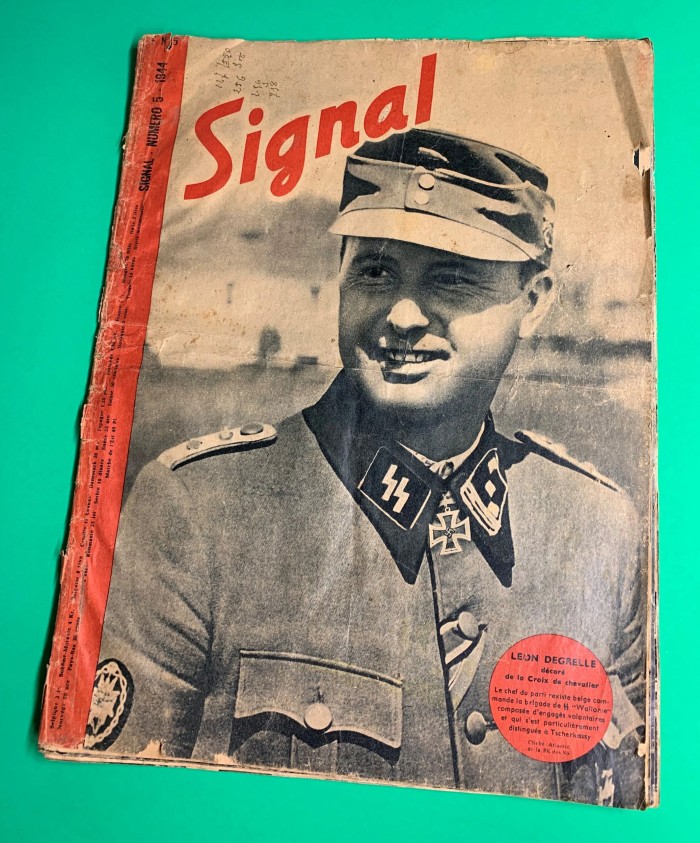 SOLD - French Issue of Signal Magazine