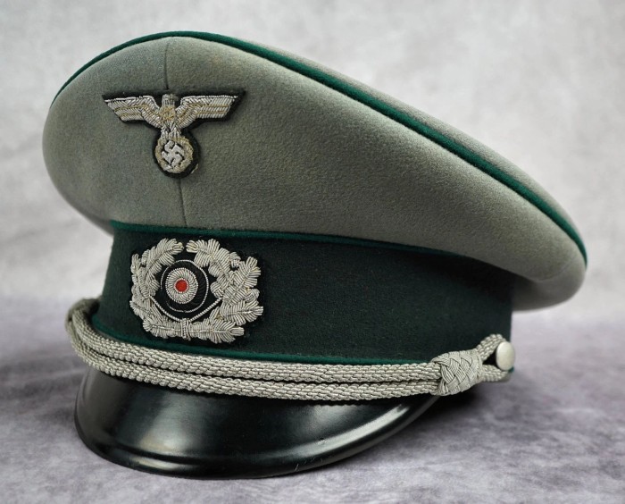 SOLD - Heer Administration Officer Visor