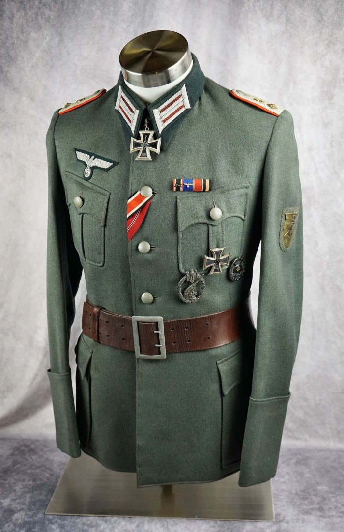 SOLD - Heer Artillery Regiment 5 Oberleutnant Tunic