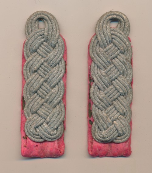 SOLD - Heer Panzer Major Shoulder Boards