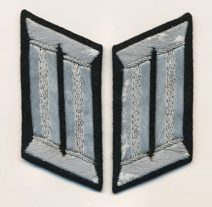 SOLD - Heer Pioneer Officer Collar Tabs