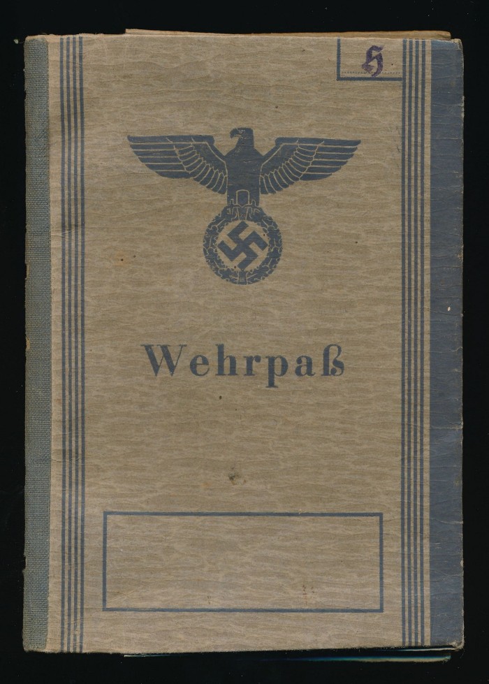 SOLD - Heer Wehrpass