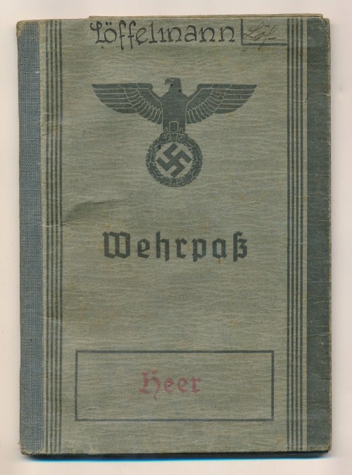 SOLD - Heer Wehrpass