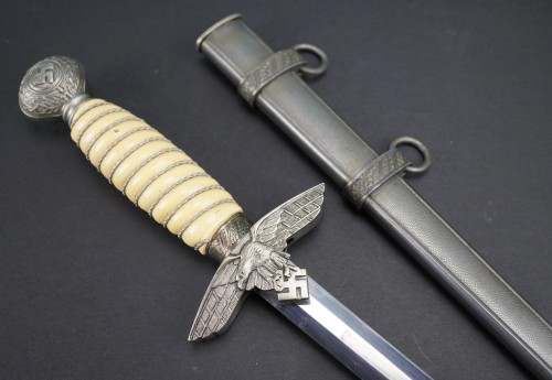 SOLD - Impressive 2nd Model Luftwaffe Dagger by Ernst Pack