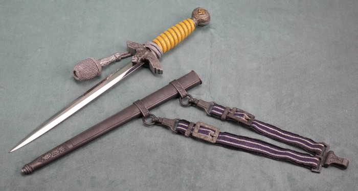 SOLD - Impressive Luftwaffe Dress Dagger w/ Hangers by Paul Weyersburg